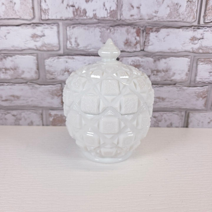 Vintage Westmoreland Old Quilt Pattern Milk Glass Candy Dish