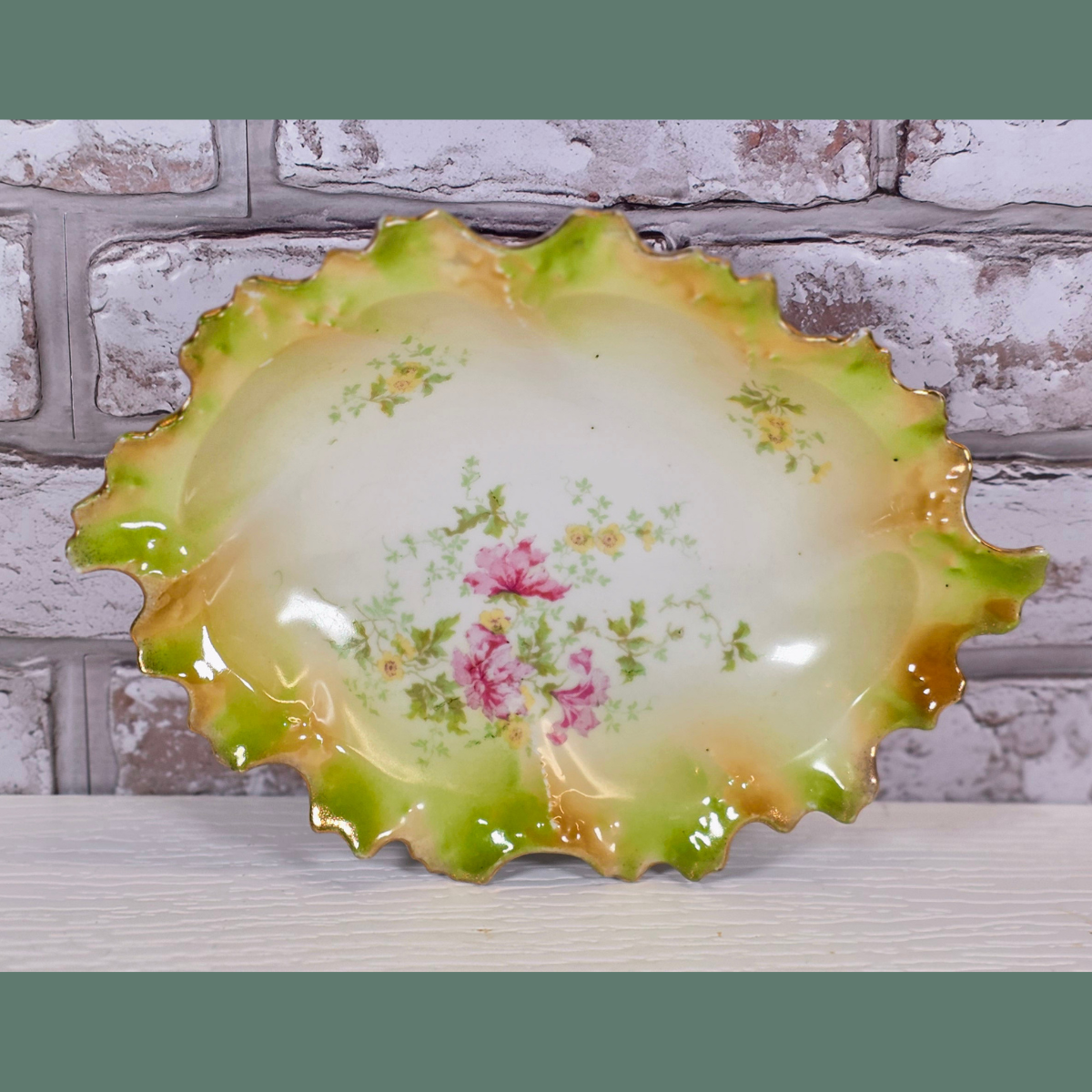 Vintage Ruffled Porcelain Bowl w/ Floral Center | Scalloped Edge