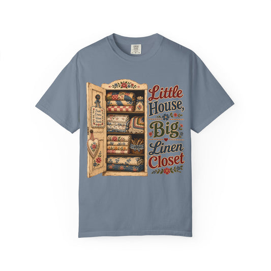 Little House, Big Linen Closet Vintage Tee | Grandmacore Quilt Cupboard Shirt | Gift for Vintage Home Lovers