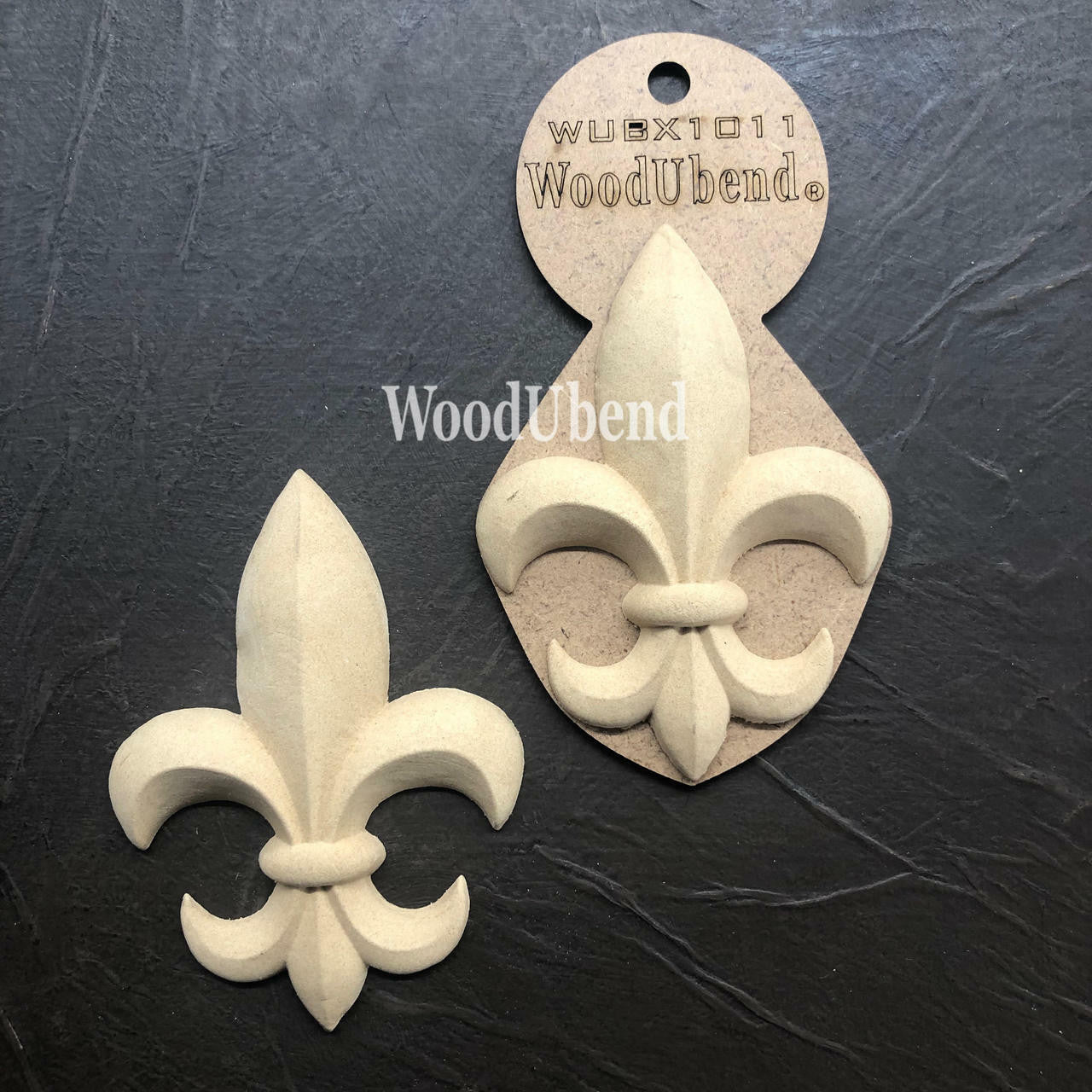 Fleur-de-lis Applique #X1011 (set of 2)