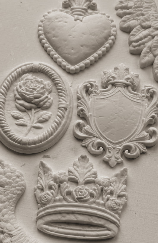 IOD Heraldry Mould