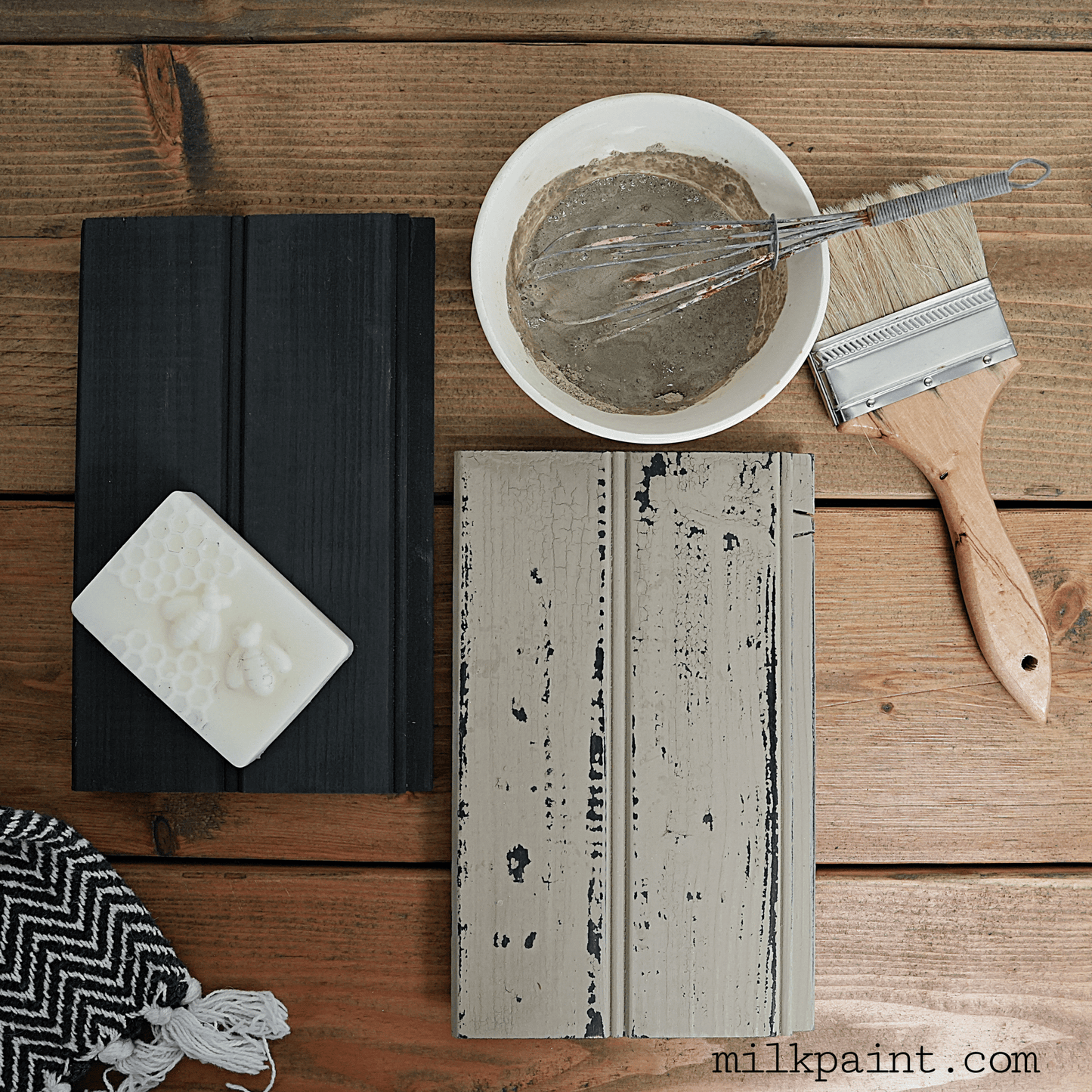 Beeswax Bar – Wax Resist for Distressing Milk Paint